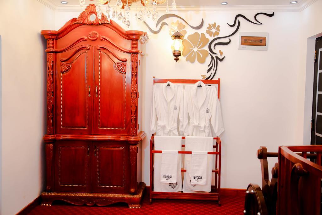 Hotel White House Anuradhapura Ngoại thất bức ảnh