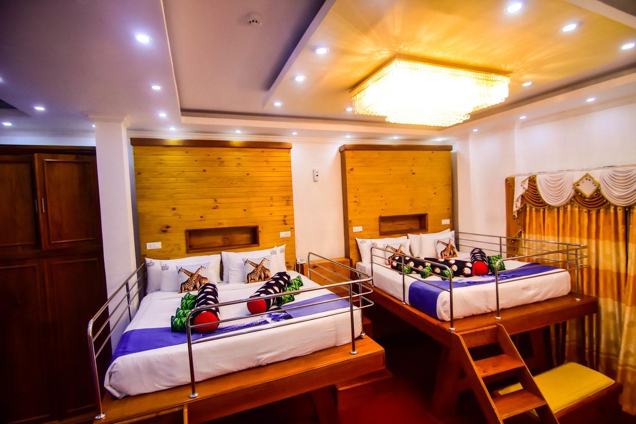 Hotel White House Anuradhapura Ngoại thất bức ảnh