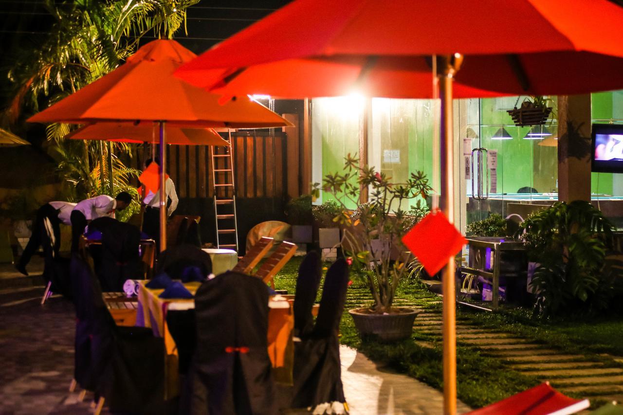 Hotel White House Anuradhapura Ngoại thất bức ảnh