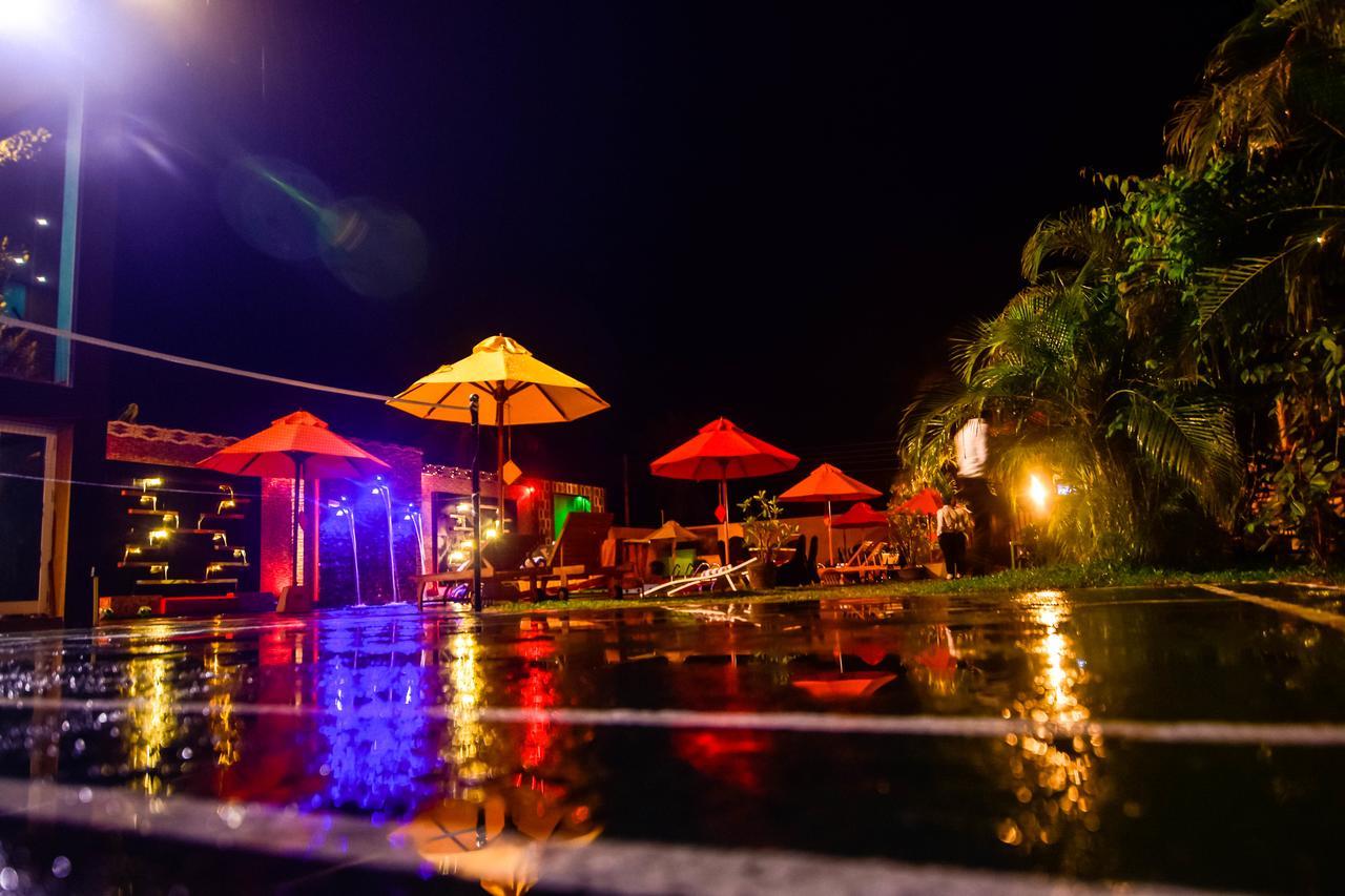 Hotel White House Anuradhapura Ngoại thất bức ảnh